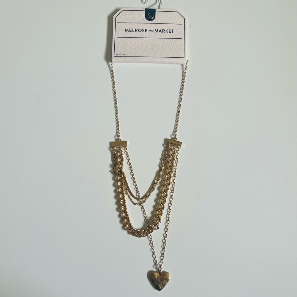 NWT Melrose and Market Gold Tone Heart Pendant Layered Necklace✨